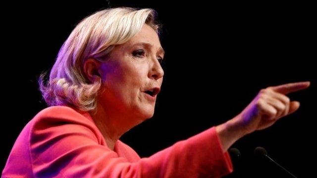 <p>
	Ръководителят на френската крайнодясна партия &quot;Национален сбор&quot; Марин льо Пен. <em>Снимка: Ройтерс</em></p>
<p>
	&nbsp;</p>
