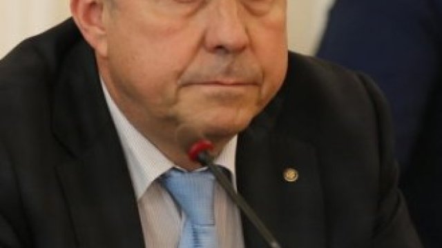 <p>
	Заместник-министърът на регионалното развитие и благоустройството Валентин Йовев.&nbsp;<em>Снимка: МРРБ</em></p>
