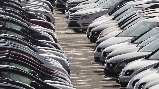 <p>
	През юни новите продажби на автомобили в САЩ са скочили с 22% на годишна база.&nbsp;<em>Снимка: Ройтерс</em></p>
