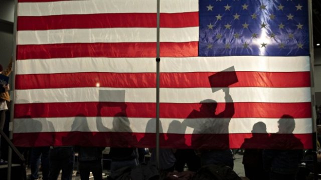 Тръмп е срещу закриването на Stars and Stripes