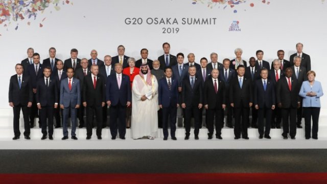 <p>
	<em>Снимка:&nbsp;Kim Kyung-Hoon/Pool via Bloomberg</em></p>
