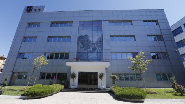 <p>
	Офисът на&nbsp;Теlеkоm Аlbаnіа. Снимка: <em>компанията</em></p>
