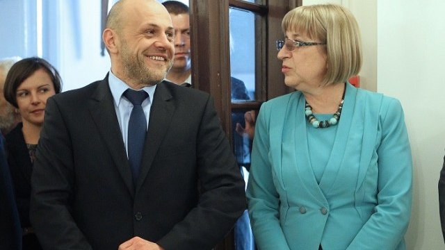 <p>
	Томислав Дончев и Цецка Цачева. Снимка: <em>архив БТА</em></p>
