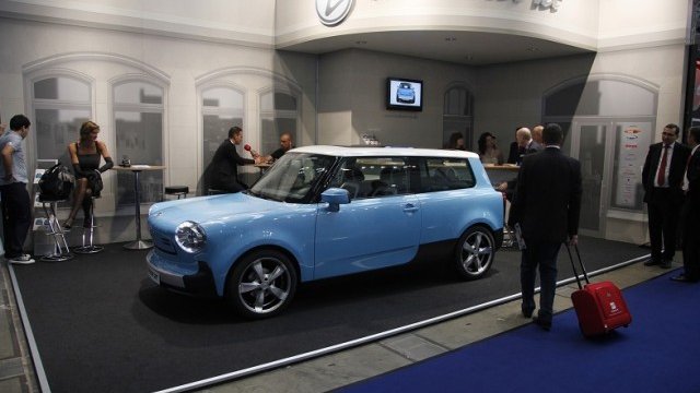 <p>
	Показаният във Франкфурт през 2010 година <a href="http://automedia.investor.bg/read/7898.html" target="_blank">Trabant nT</a>.<em> Снимка: Ройтерс</em></p>
