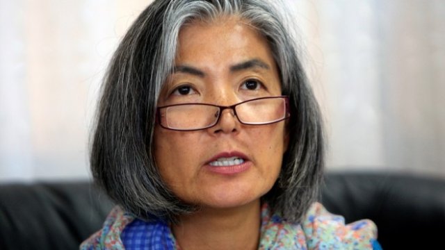 <p>
	<em>Кан Кюн-уа бе заместник-върховен комисар по човешките права и заместник-генерален секретар на ООН по хуманитарните въпроси. Снимка: Ройтерс</em></p>
