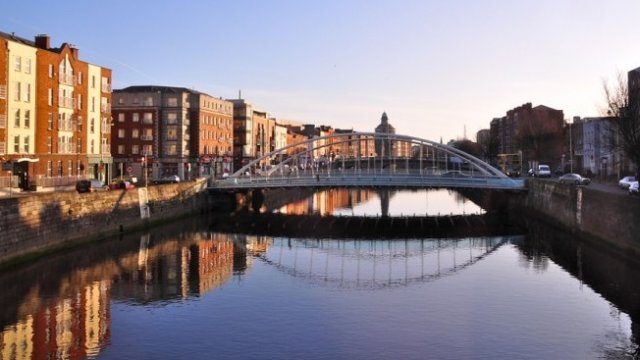 <p>
	Изглед от Дъблин, Ирландия. <em>Снимка: Pixabay</em></p>
<p>
	&nbsp;</p>
