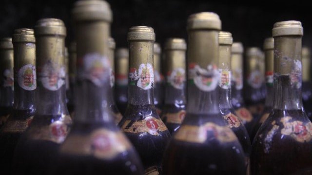 <p>
	Световното производство на вино е в низходяща тенденция от началото на ХХІ век. <em>Снимка: Ройтерс</em></p>
