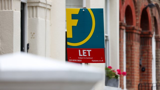 Наемите във Великобритания растат най-силно в големите градове, но има признаци, че са достигнали връхната си точкаСнимка: Hollie Adams/Bloomberg