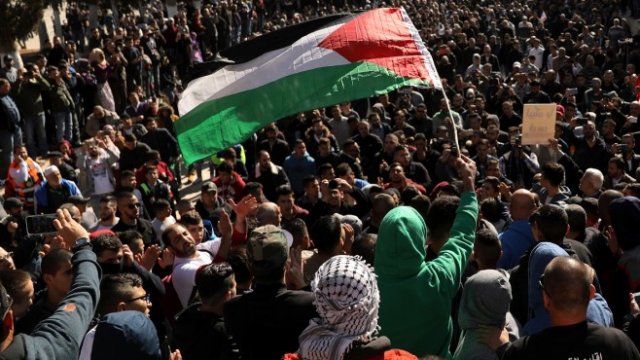 <p>
	<em>Снимка: Архив Ройтерс</em></p>
