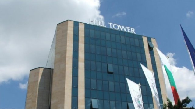 <p>
	<em>Офис сграда &quot;Хил Тауър&quot; се намира в София до бул. &quot;Черни връх&quot; и хотел &quot;Маринела&quot;. Снимка:&nbsp;fpi.bg</em></p>
