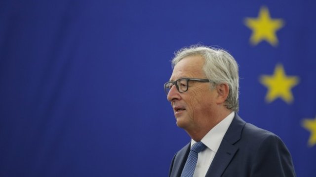 <p>
	Жан-Клод Юнкер. <em>Снимка: Архив Ройтерс</em></p>
