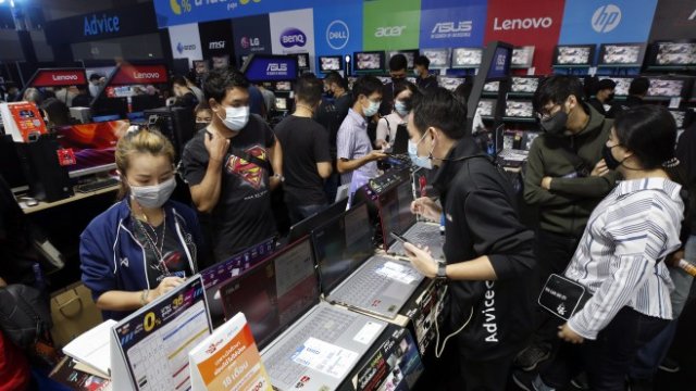 <p>
	<em>Снимка: EPA/RUNGROJ YONGRIT</em></p>
