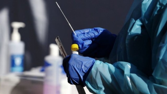 Нарушават ли се правата ни при изискването за PCR тест?