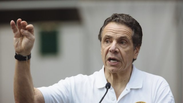 Куомо не е готов да отвори Ню Йорк 