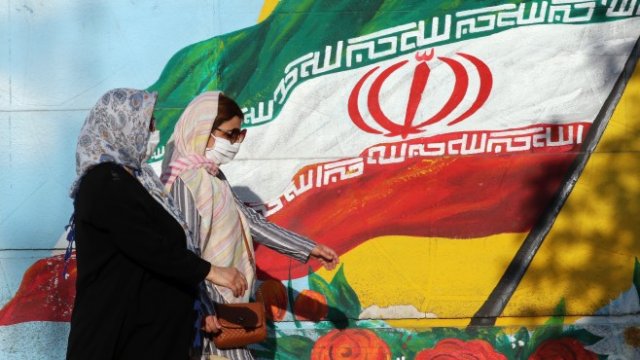 <p>
	<em>Снимка: EPA/ABEDIN TAHERKENAREH</em></p>
