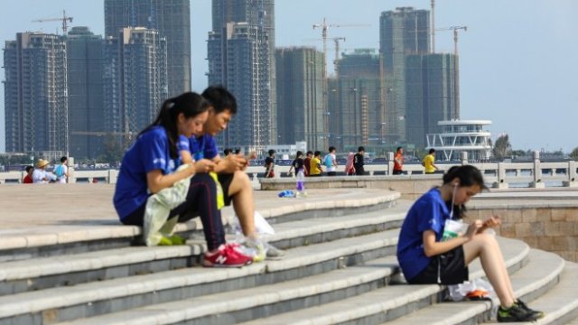 <p>
	Хайку, провинция Хайнан. <em>Снимка: Архив Ройтерс</em></p>
