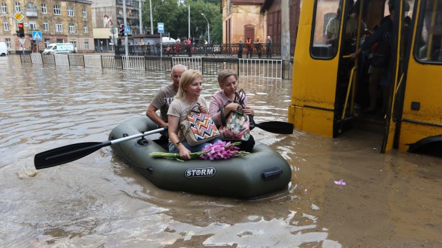 Снимка:  EPA/PAVLO PALAMARCHUK