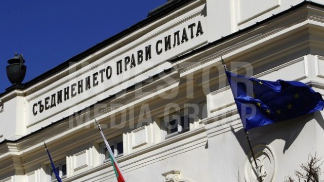 <p>
	<em font-size:="" pt="" style="color: rgb(102, 102, 102); font-family: ">Снимка: Олег Попов, Investor Media Group</em></p>
