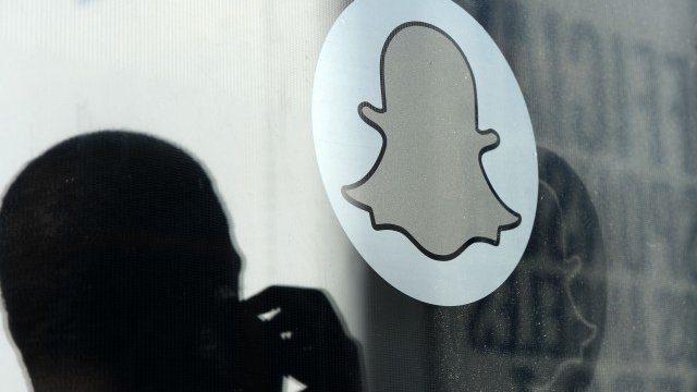 <p>
	Snapchat търси начини да започне да печели. <em>Снимка: Getty Images News</em></p>
