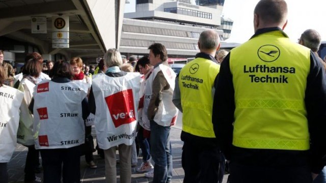 <p>
	Членовете на синдиката трябва да одобрят споразумението до 14 май.<em> Снимка: Ройтерс</em></p>
