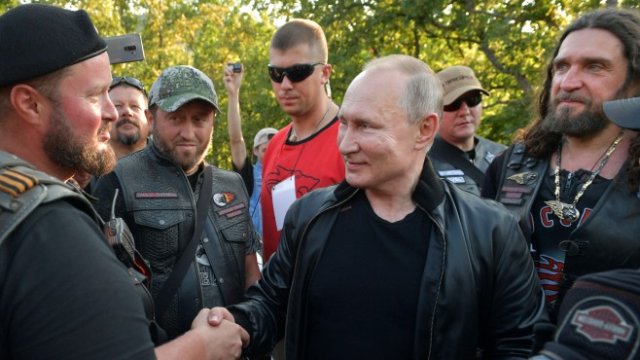 <p>
	В зависимост от условията Путин може и да отхвърли евентуална покана за връщне в Г-7. <em>Снимка: Ройтерс</em></p>
