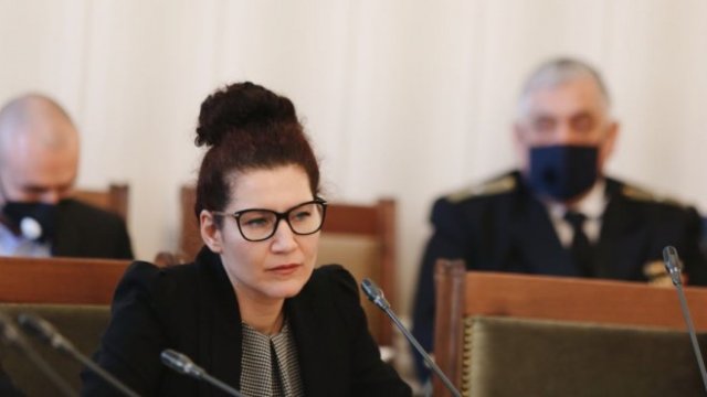 <p>
	Вицепремиерът Калина Константинова.<em> Снимка: БГНЕС/Зара Русева</em></p>

