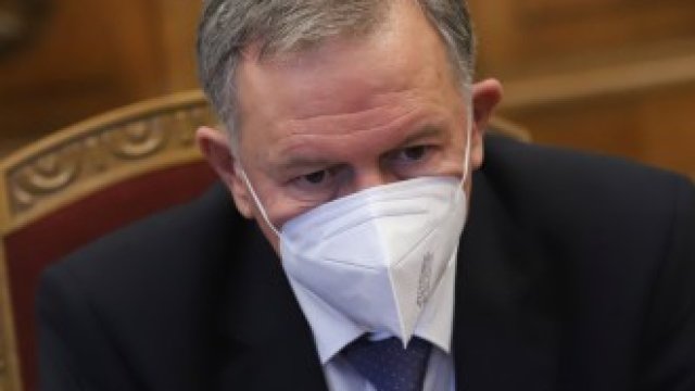 <p>
	Министърът на здравеопазването д-р Стойчо Кацаров.&nbsp;<em>Снимка: Боби Тошев, БГНЕС</em></p>
