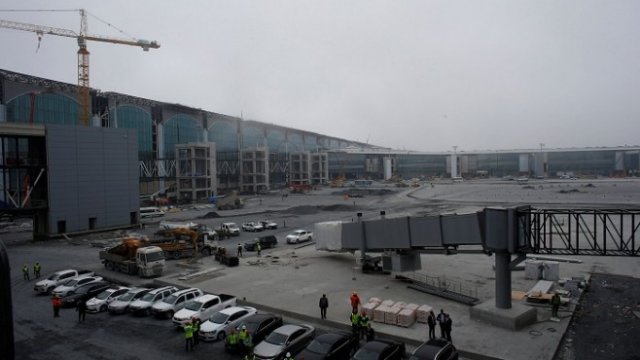 <p>
	Строителството на третото летище на Истанбул продължава, 13 април 2018 г. <em>Снимка: Ройтерс</em></p>
