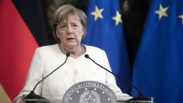 <p>
	<em>Бившата германска канцлерка Ангела Меркел. Снимка: Bloomberg</em></p>
