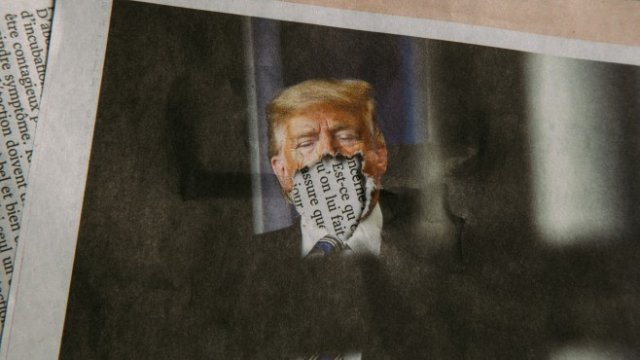 <p>
	Снимка:&nbsp;<a href="https://unsplash.com/@charlesdeluvio?utm_source=unsplash&amp;utm_medium=referral&amp;utm_content=creditCopyText">Charles Deluvio</a>&nbsp;on&nbsp;<a href="https://unsplash.com/s/photos/donald-trump?utm_source=unsplash&amp;utm_medium=referral&amp;utm_content=creditCopyText">Unsplash</a></p>
