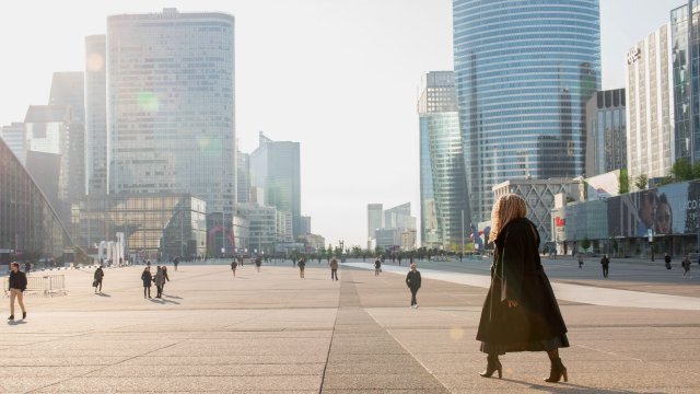 След като се опита и не успя да продаде офис сгради от Париж до Франкфурт, Amundi е близо до значима продажба. Снимка:  Zula Rabikowska/Bloomberg