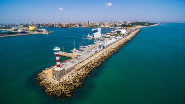 Покана за участие в обществена поръчка от Държавно предприятие „Пристанищна инфраструктура“