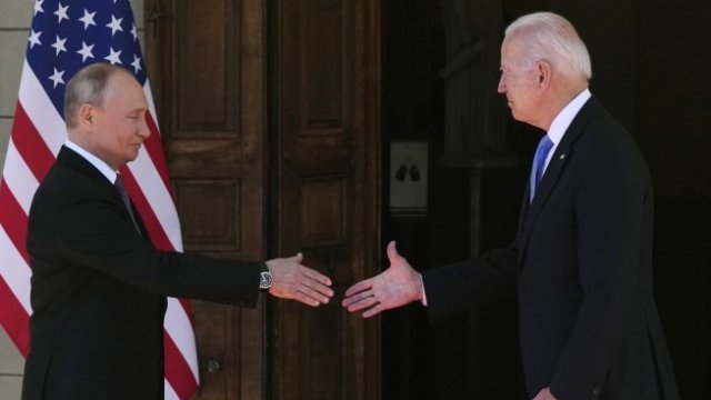 Весела Чернева: Партньорството между САЩ и ЕС минава и към Русия