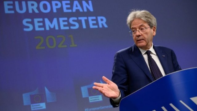 <p>
	Еврокомисарят по икономическите въпроси Паоло Джентилони е основен поддръжник на облекчението. <em>Снимка: ЕК</em></p>
