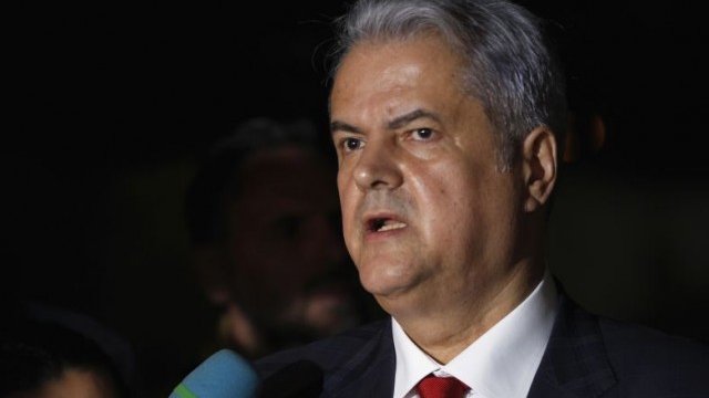 <p>
	Адриан Нъстасе.<em> Снимка: Ройтерс</em></p>
