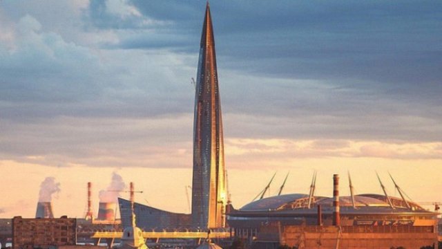 <p>
	Изглед към&nbsp;Lakhta Center в Санкт Петербург.&nbsp;<em>Снимка: lakhta.center</em></p>
