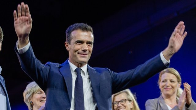 <p>
	Италианският евродепутат и бивш заместник-министър по европейските въпроси Сандро Гоци. <em>Снимка: Bloomberg</em></p>
