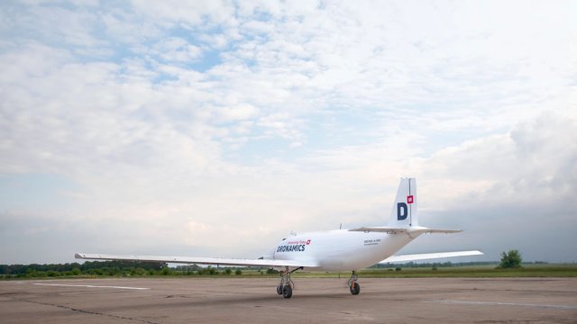 Снимка: Дронамикс