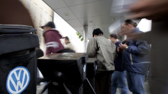 <p>
	Главният бразилски завод на Volkswagen в Анчиета<span style="font-size: 11.8181819915771px;">. <em>Снимка: Архив Ройтерс</em>&nbsp;</span></p>
