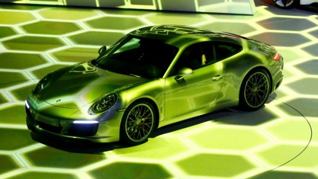 Porsche откри електромобилите