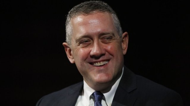 <p>
	Джеймс Булард. <em>Снимка:&nbsp;Luke MacGregor/Bloomberg</em></p>
