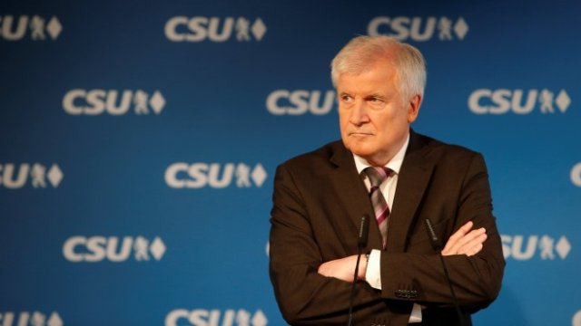 <p>
	Хорст Зеехофер. <em>Снимка: Ройтерс</em></p>
