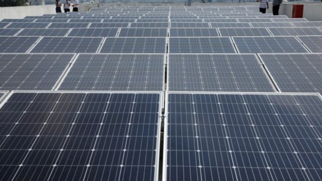 Как фотоволтаични системи помагат на стъкларската индустрия у нас?