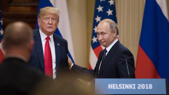 Доналд Тръмп и Владимир Путин през 2018 г. Снимка: Chris Ratcliffe/Bloomberg