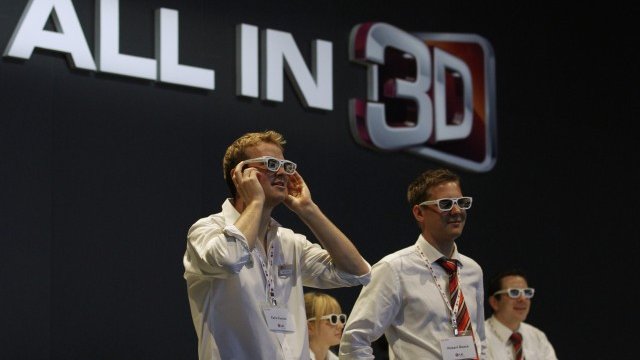 <p>
	LG залага на изцяло 3D съдържание. <em>Снимка: Ройтерс</em></p>
