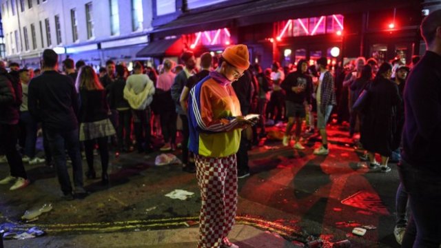 Партитата и разпространението на коронавируса