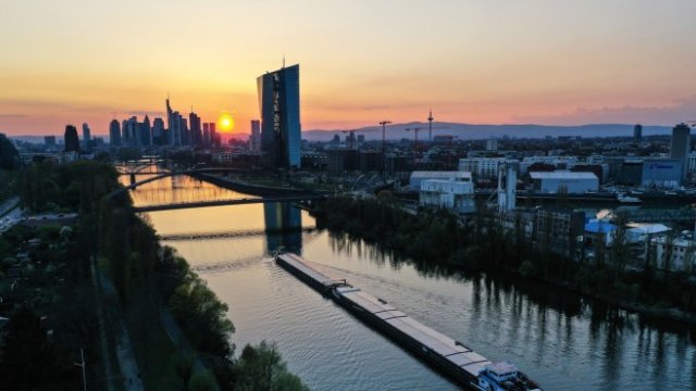 Нагел призовава за предпазливост с новия антикризисен инструмент