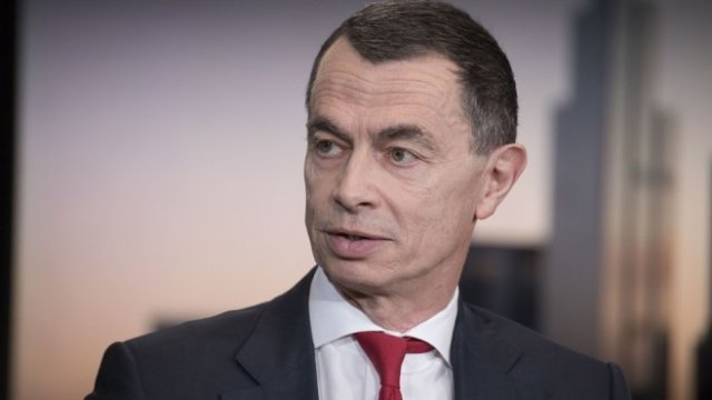 <p>
	Жан-Пиер Мустие.&nbsp;<em>Снимка: Keith Campbell, Bloomberg L.P.</em></p>
<p>
	&nbsp;</p>
