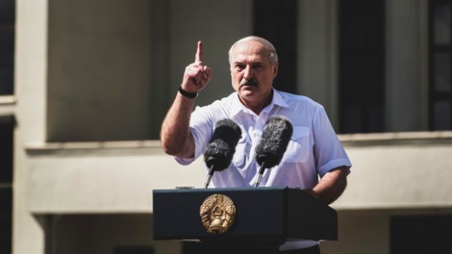 <p>
	Беларуският държавен глава Лукашенко. <em>Снимка: Evgeny Maloletka/Bloomberg</em></p>
