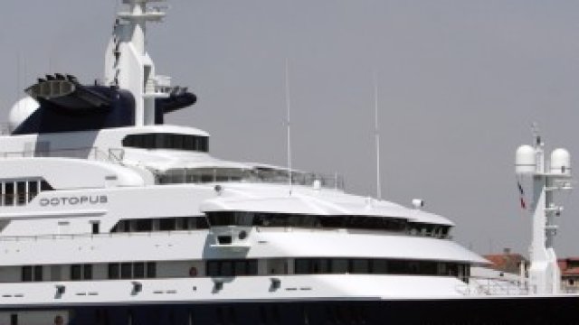 <p>
	Яхтата &quot;Октопод&quot; е на четвърто място по дължина в света.<em> Снимка: Архив Ройтерс</em></p>
